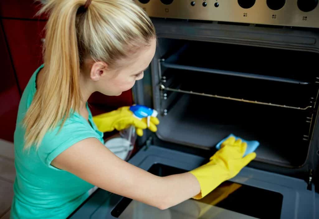 Best Oven Cleaner for SelfCleaning Ovens Top 8 Choices Shiny Clean