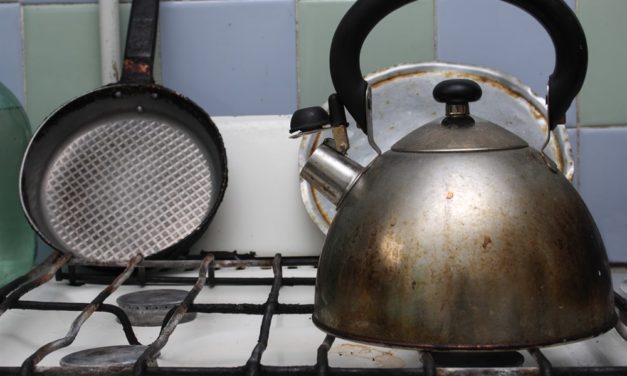 How Do You Clean The Outside Of A Burnt Tea Kettle?