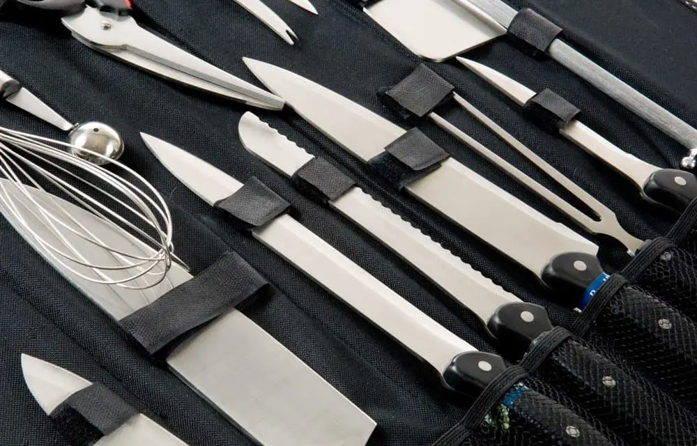 How To Transport Kitchen Knives