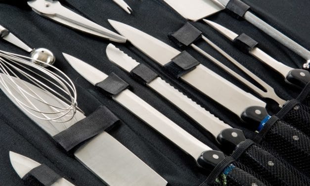 How To Transport Kitchen Knives