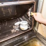 Quick and Easy Home Remedies to Clean an Oven